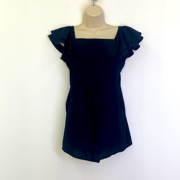 She & Sky - NWT Black Polyester Off The Shoulder Short Romper Size Small - Picture 1 of 12